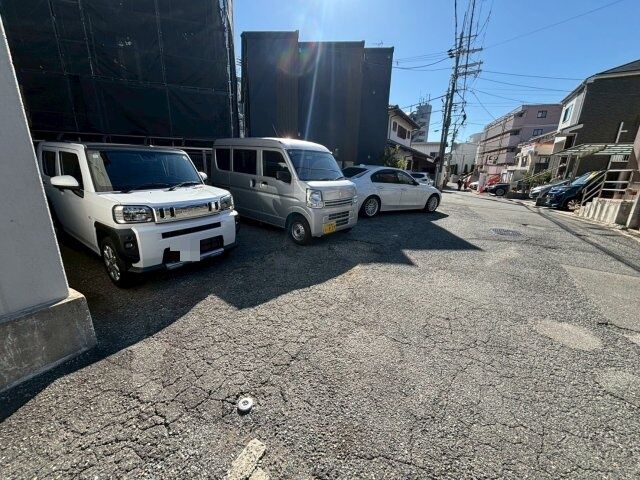 拡大写真:サンハイツ石橋 3階303の駐車場