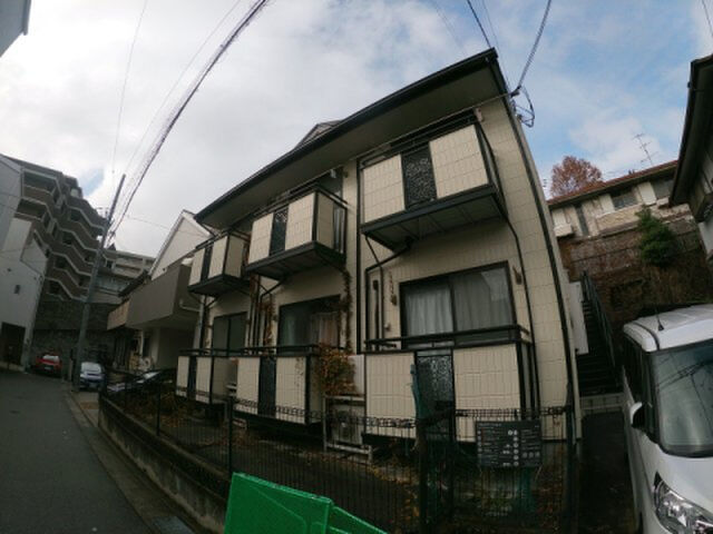 エスポワール甲陽園の外観