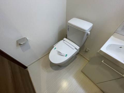 拡大写真:カーヨパレス鳴尾 5階505のトイレ