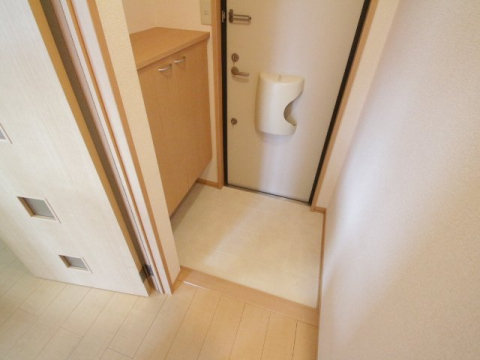 拡大写真:Excella見野(エクセラミノ) 2階205の玄関