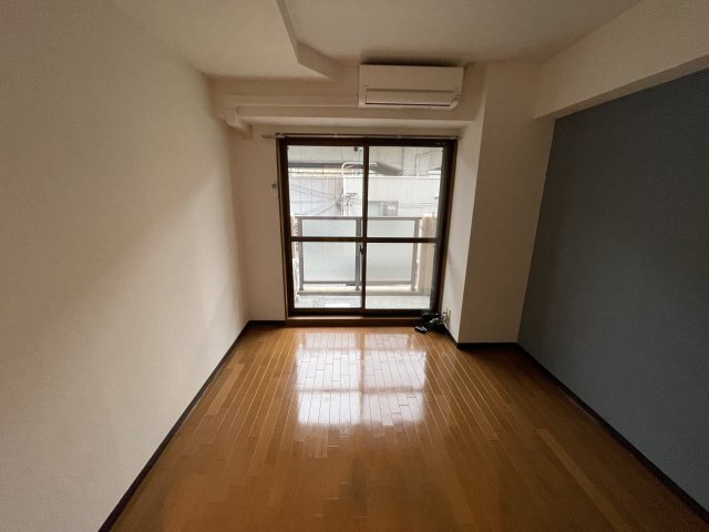 拡大写真:レジェンド西宮 3階306の居室・リビング