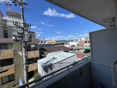 拡大写真:サンロイヤル西宮 3階304の眺望