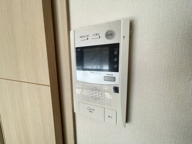 拡大写真:レジェンダリー甲子園浦風町 4階402のセキュリティ