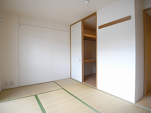拡大写真:フローラル宝塚 3階305のその他部屋・スペース