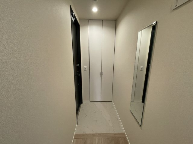 拡大写真:フロレゾン夙川 2階203の玄関