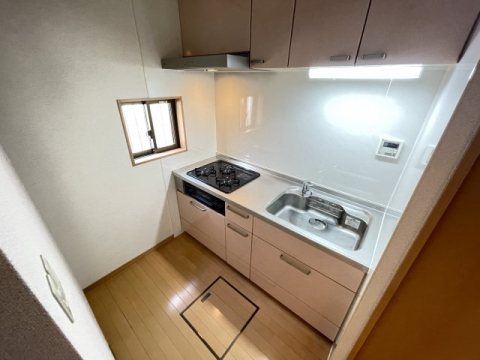 拡大写真：宝塚市亀井町 1階-のキッチン