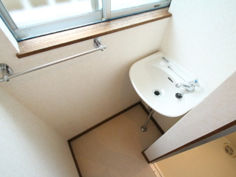 拡大写真：下加茂1丁目8-2貸家 1階-のその他設備