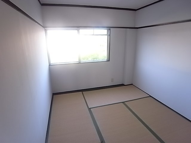 拡大写真:仁川マンション 3階301の和室