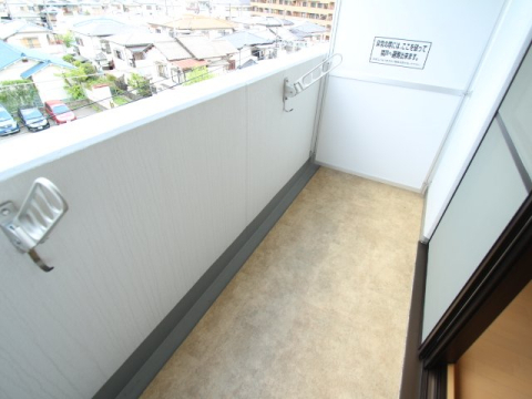 拡大写真:GROOVE川西多田(グルーヴカワニシタダ) 7階709のバルコニー