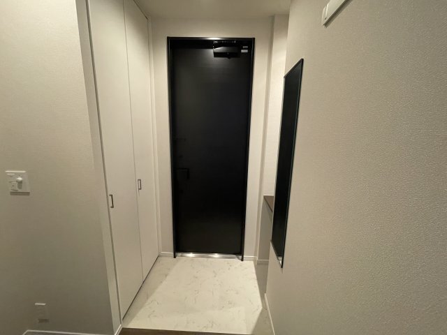 拡大写真:ベルアントレ西宮 4階401の玄関