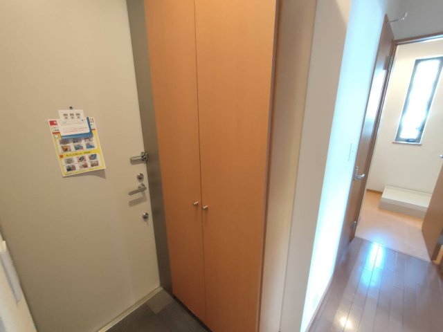 拡大写真:ラ・カーサ夙川 1階102の収納