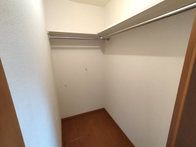 拡大写真:ラ・カーサ夙川 1階102の収納