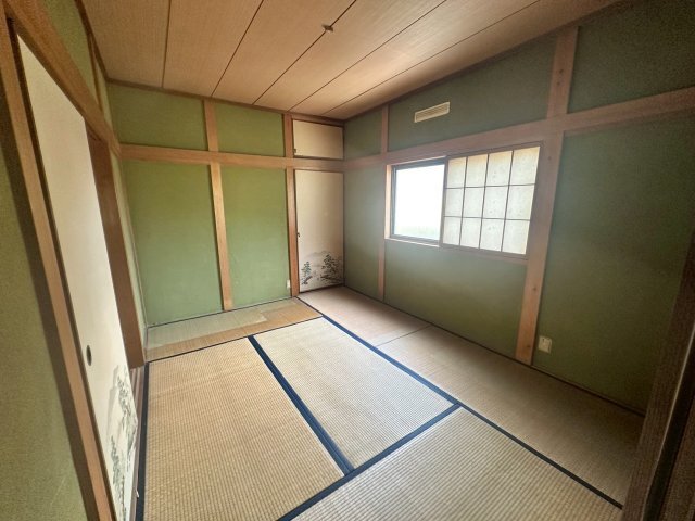 拡大写真:鼓が滝3丁目17-3戸建 3階-の和室