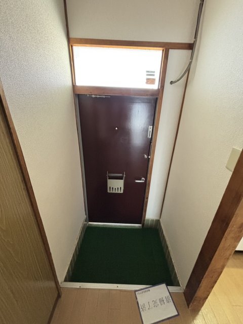 拡大写真:小田マンション 2階2-2の玄関
