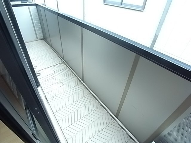 拡大写真:ASAHI 21 CENTURY 2階203のバルコニー