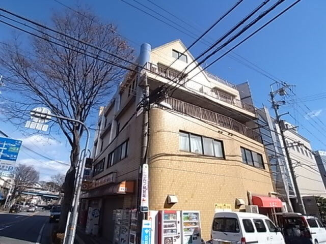 吉村ビルの外観