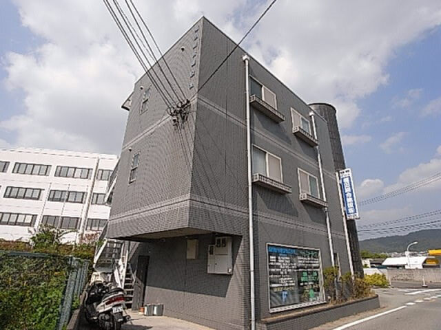 拡大写真:福田総合建設ビル 2階201のエントランス