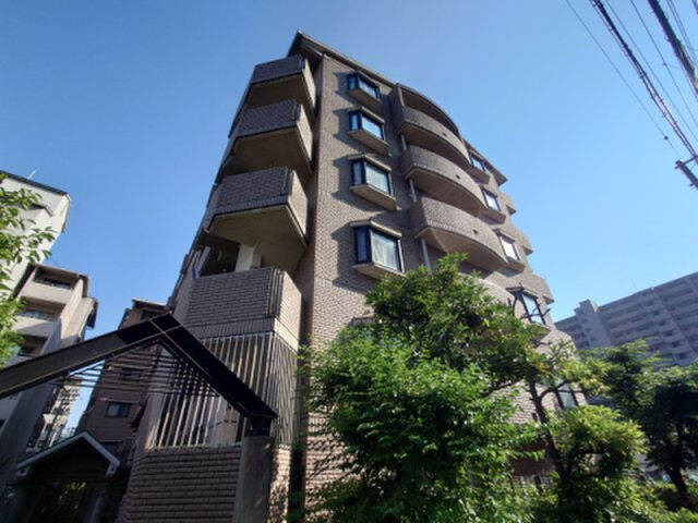 アーデンコート住吉川の外観