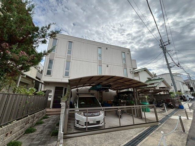 ブランミュールの外観