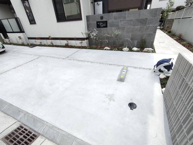 拡大写真:シーグレース浜甲子園 1階101の駐車場