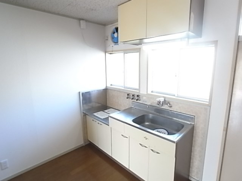 拡大写真:売布ハイツ 2階202のキッチン