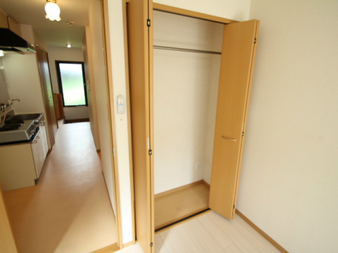 拡大写真:スマート花屋敷 2階205の収納