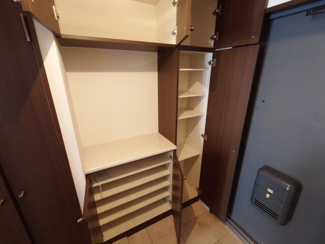 拡大写真:アーデンコート住吉川 4階402のその他設備