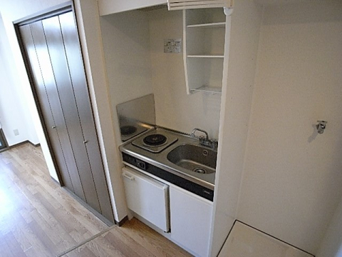 拡大写真:ストーク田口 4階403のキッチン