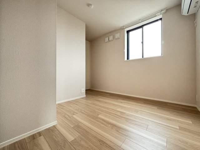 拡大写真:Forest Monzencho East 2階202のその他