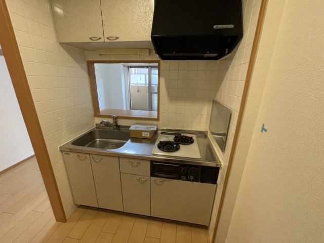 拡大写真:ジュネス里中 1階101のキッチン