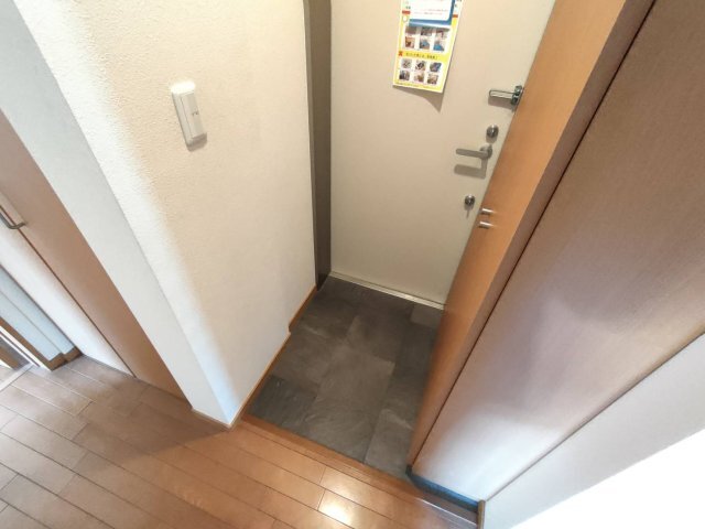 拡大写真:ラ・カーサ夙川 1階102の玄関