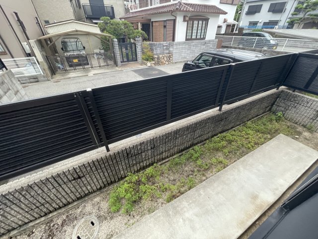 拡大写真:ばらハイツ 1階105の庭