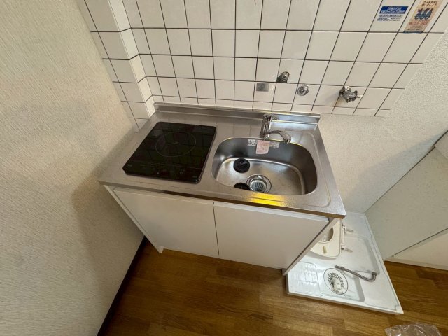 拡大写真:カーサ芙蓉 2階203のキッチン