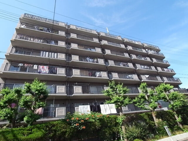 フェルザ西宮の外観