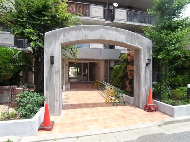 拡大写真:フェルザ西宮 5階501のエントランス