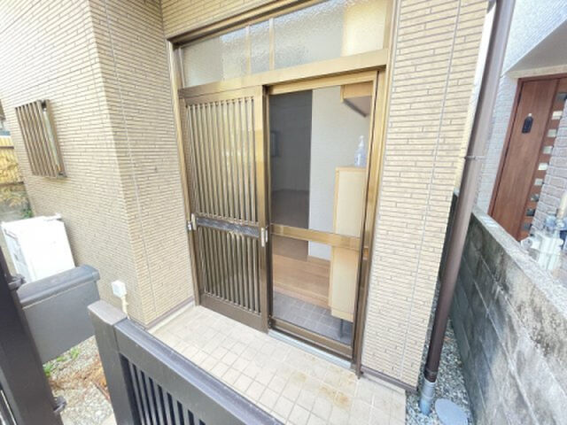 拡大写真:宝塚市亀井町 1階-のエントランス