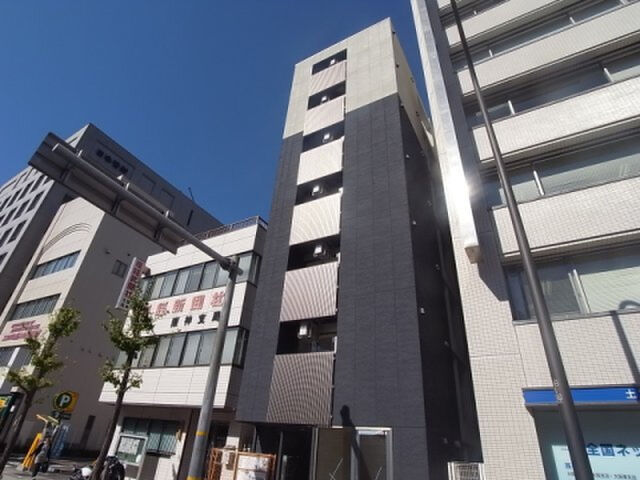エヌエムヴァンシスの外観