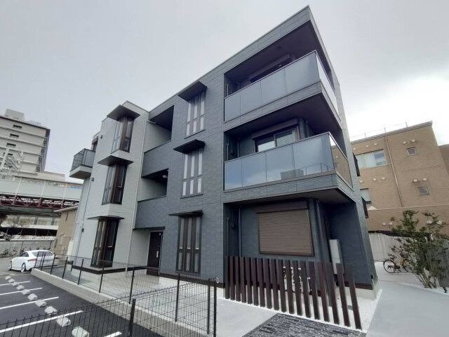 アンバーキューブCの外観