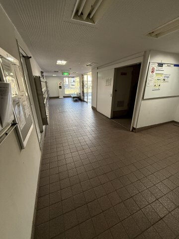 拡大写真:コボリクラスタ花屋敷 2階203のロビー
