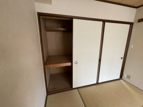 拡大写真:ヴィラ浜甲子園 1階101の収納