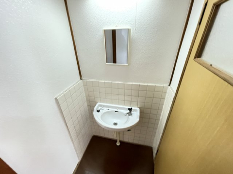 拡大写真:宝塚市小林3丁目 1階-の洗面設備