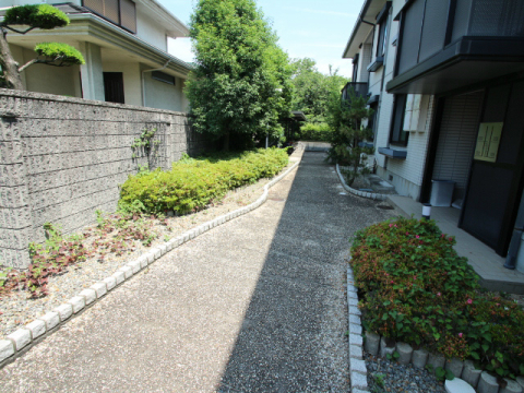 拡大写真:プロント雲雀丘 2階202の庭