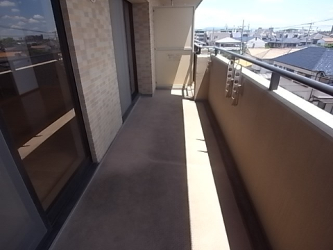 拡大写真:NTPRレジデンス甲子園四番町 4階406のバルコニー