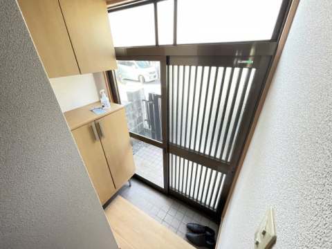 拡大写真:宝塚市亀井町 1階-の玄関