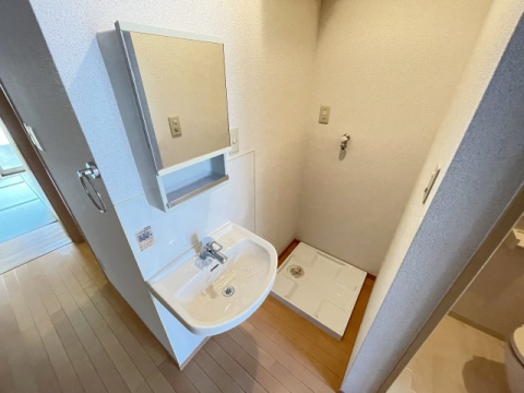 拡大写真:宝塚市亀井町 1階-の洗面設備