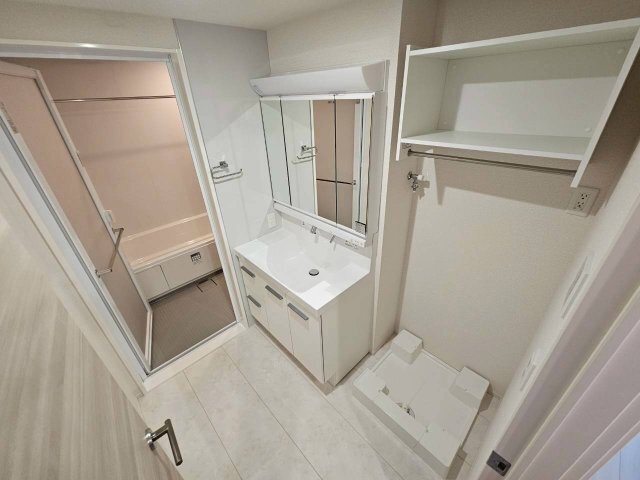 拡大写真:D-residence荘園 B 1階103の洗面設備