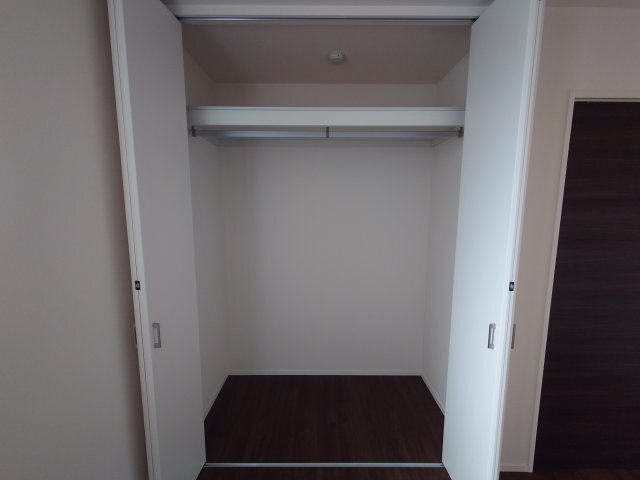 拡大写真:LaLaBrezza芦屋翠ヶ丘 3階301の収納