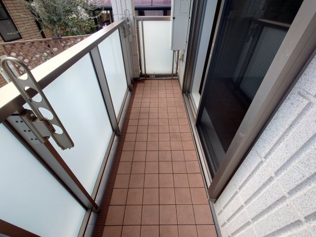 拡大写真:LaLaBrezza芦屋翠ヶ丘 3階301のバルコニー
