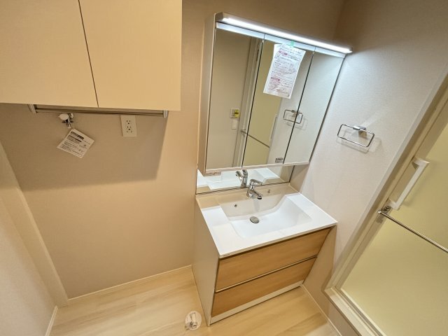 拡大写真:Forest Monzencho East 3階306の洗面設備
