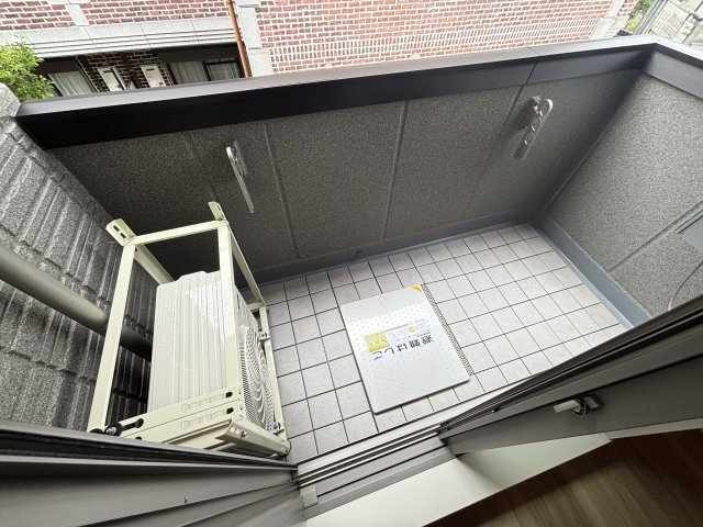 拡大写真:Forest Monzencho East 2階206のバルコニー